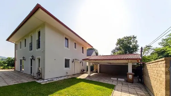 5-комнатный дом, 200 м², тихая локация