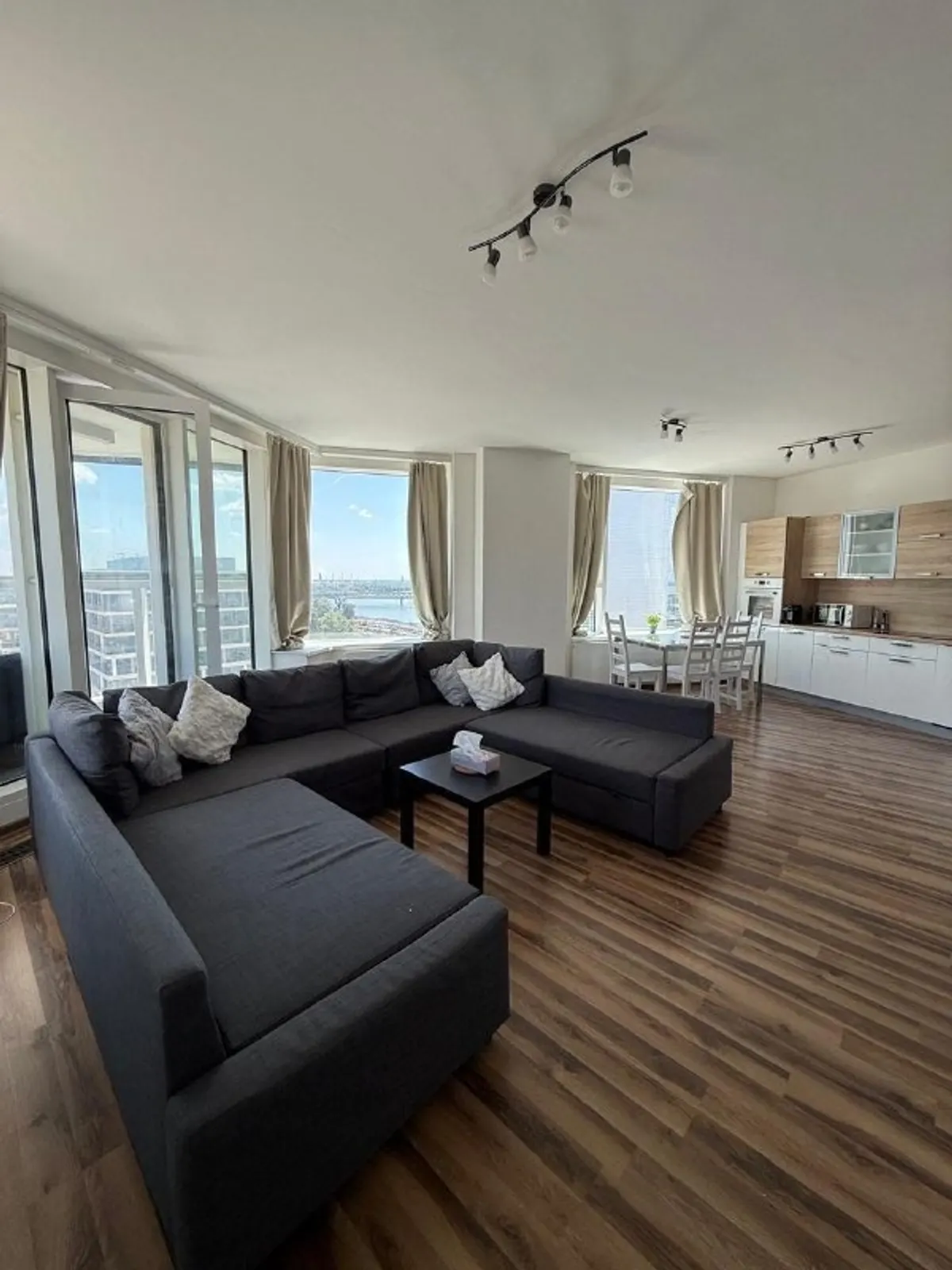 3-комн. квартира, Staré Mesto, Panorama City, 83 м²