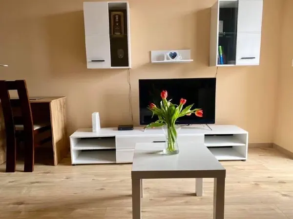 Студия 28 м², Petržalka (Viladomy), с балконом и парковкой