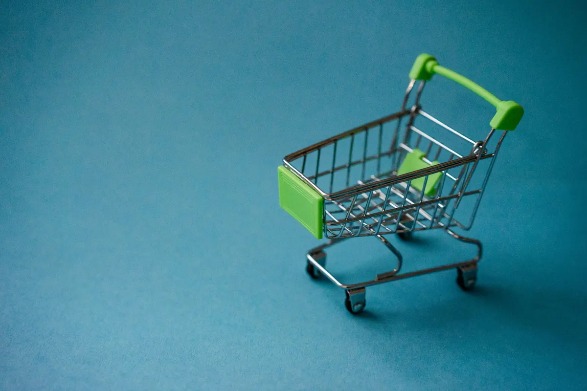 Lidl снижает цены на сотни товаров до 30%: сколько сэкономит семья на еженедельной корзине