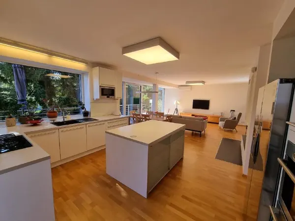 5-комн. квартира, Bratislava-Koliba
