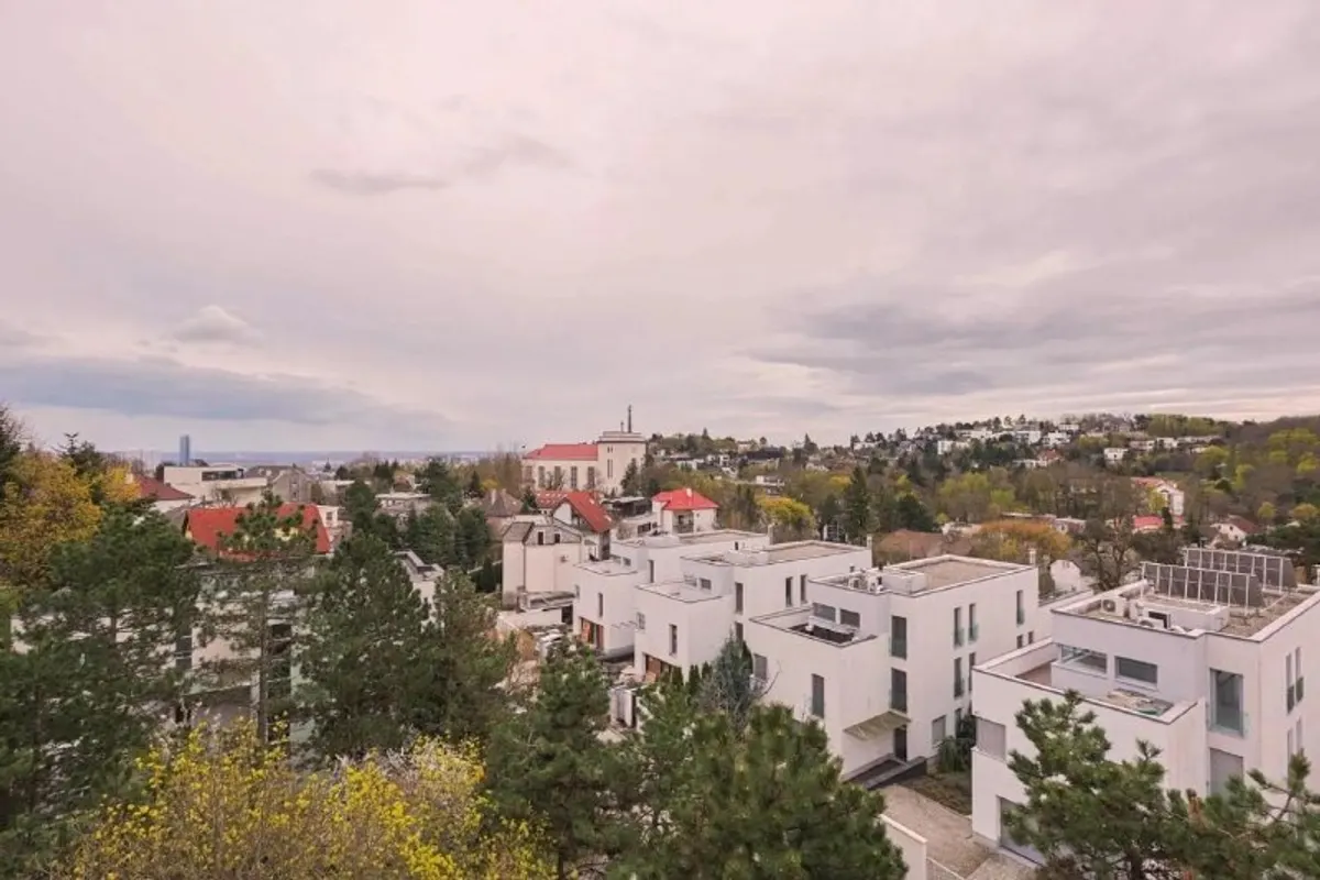 5-комнатная квартира, Staré Mesto, 136 м²