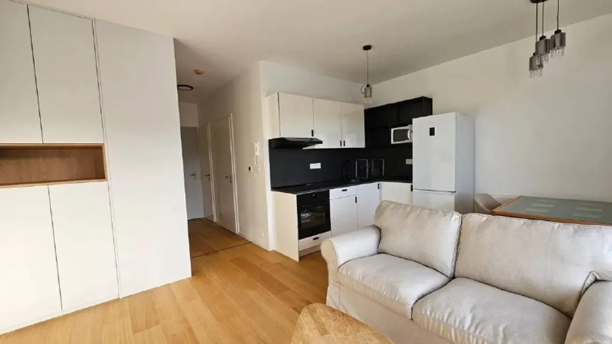 2-комн. квартира, Bratislava, Dúbravka, Čerešne Fine Living