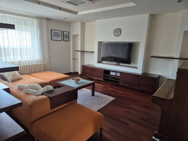 2-комн. квартира на Martinengovej, Staré Mesto
