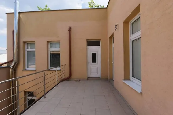 2-комн. квартира с террасой, Staré Mesto, Bratislava