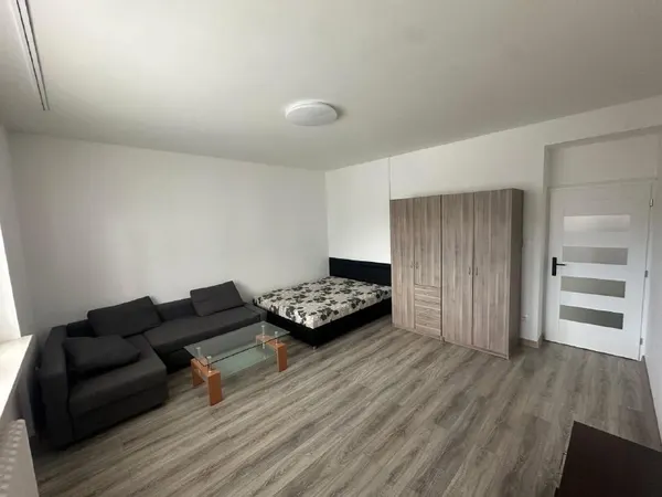 2-комн. квартира, Nové Mesto, Česká