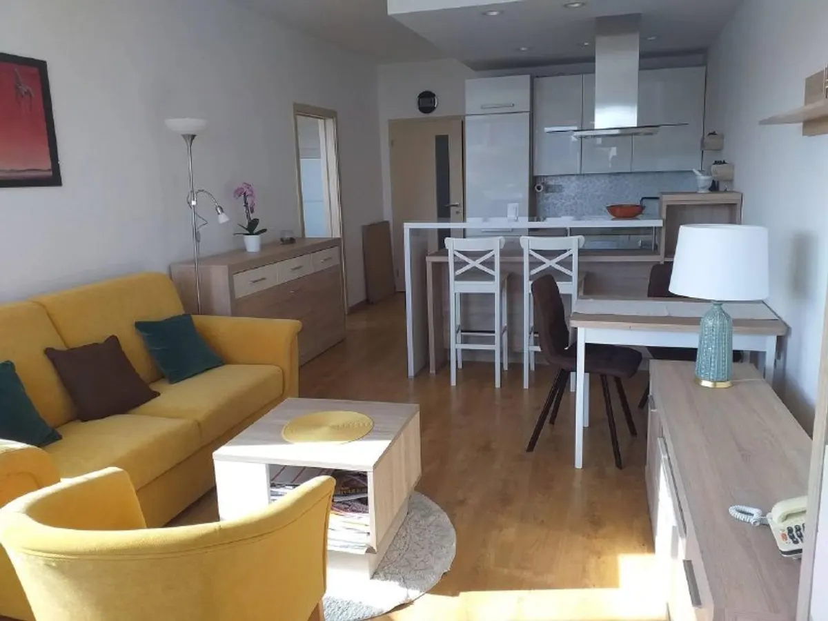 2-комн. квартира, 55 м², Bratislava