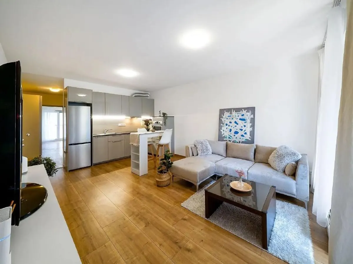 2-комн. квартира, Račianska, Nové Mesto, Pri Mýte