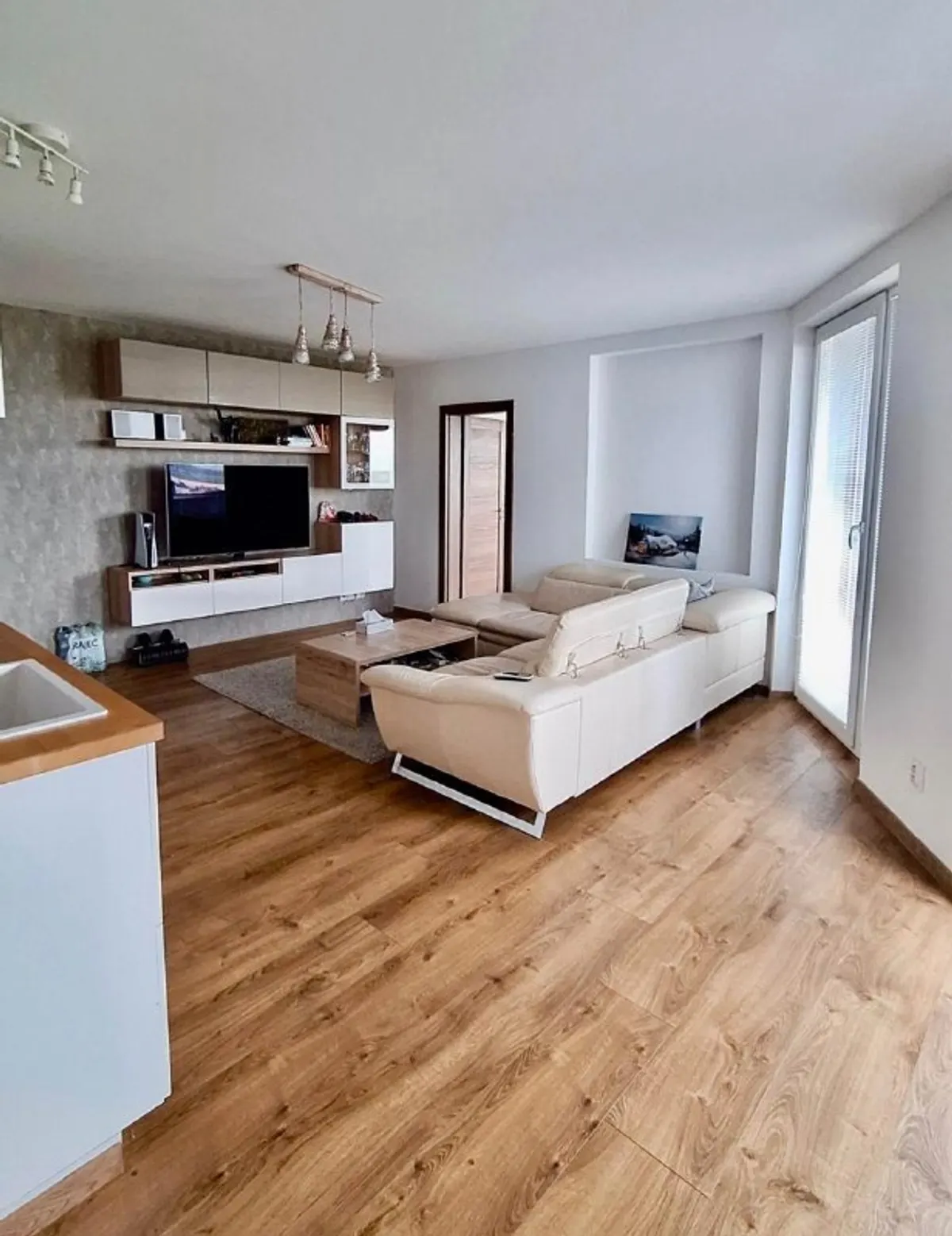 3-комн. квартира с террасой, Bratislava, Vrakuňa