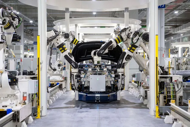Stellantis наймет 400 рабочих на испанский завод: электромобили Leapmotor до конца 2026