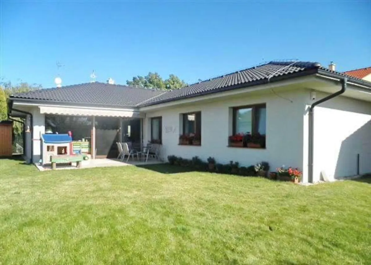 4-комн. дом, Záhorská Bystrica, 172 м²
