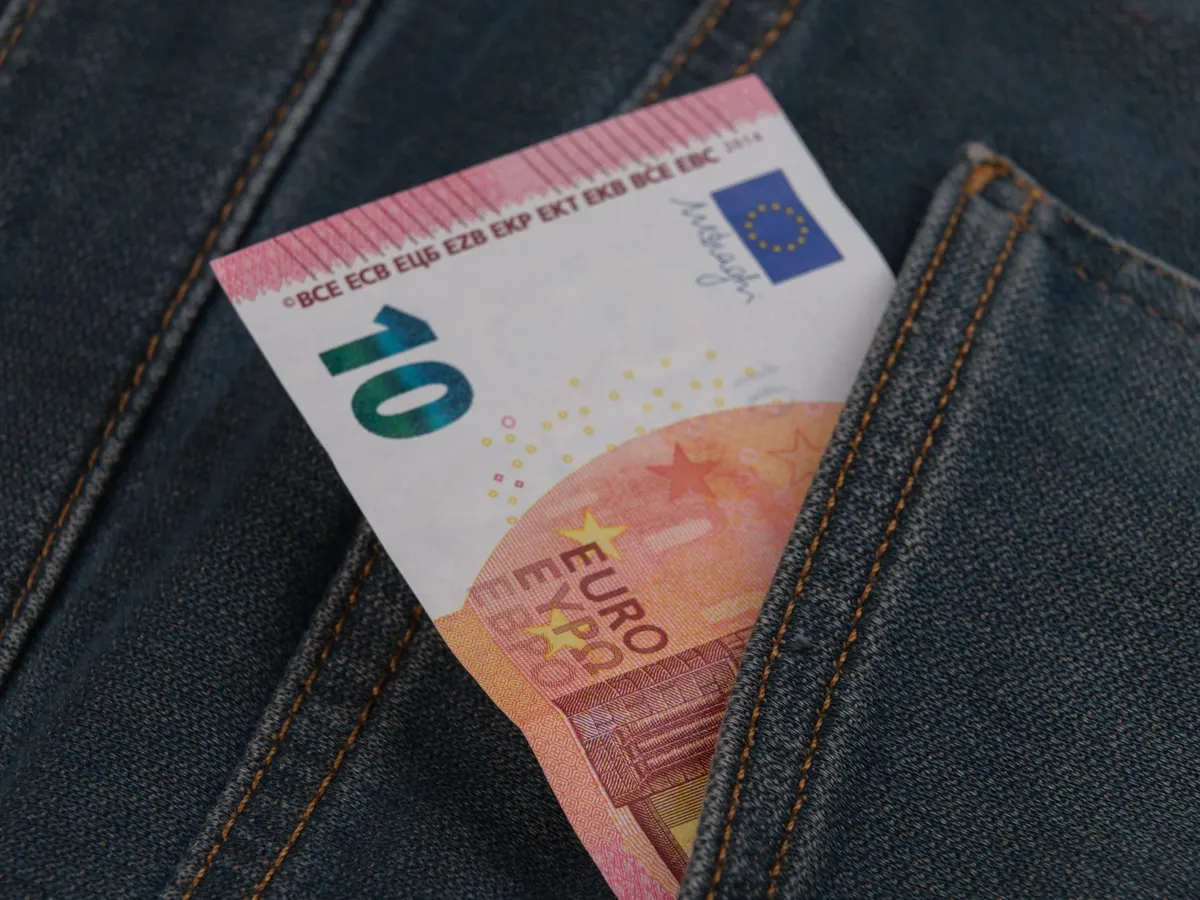 Інфляція в єврозоні — 3,8%: що дорожчає у Словаччині і як це вдарить по вашому гаманцю