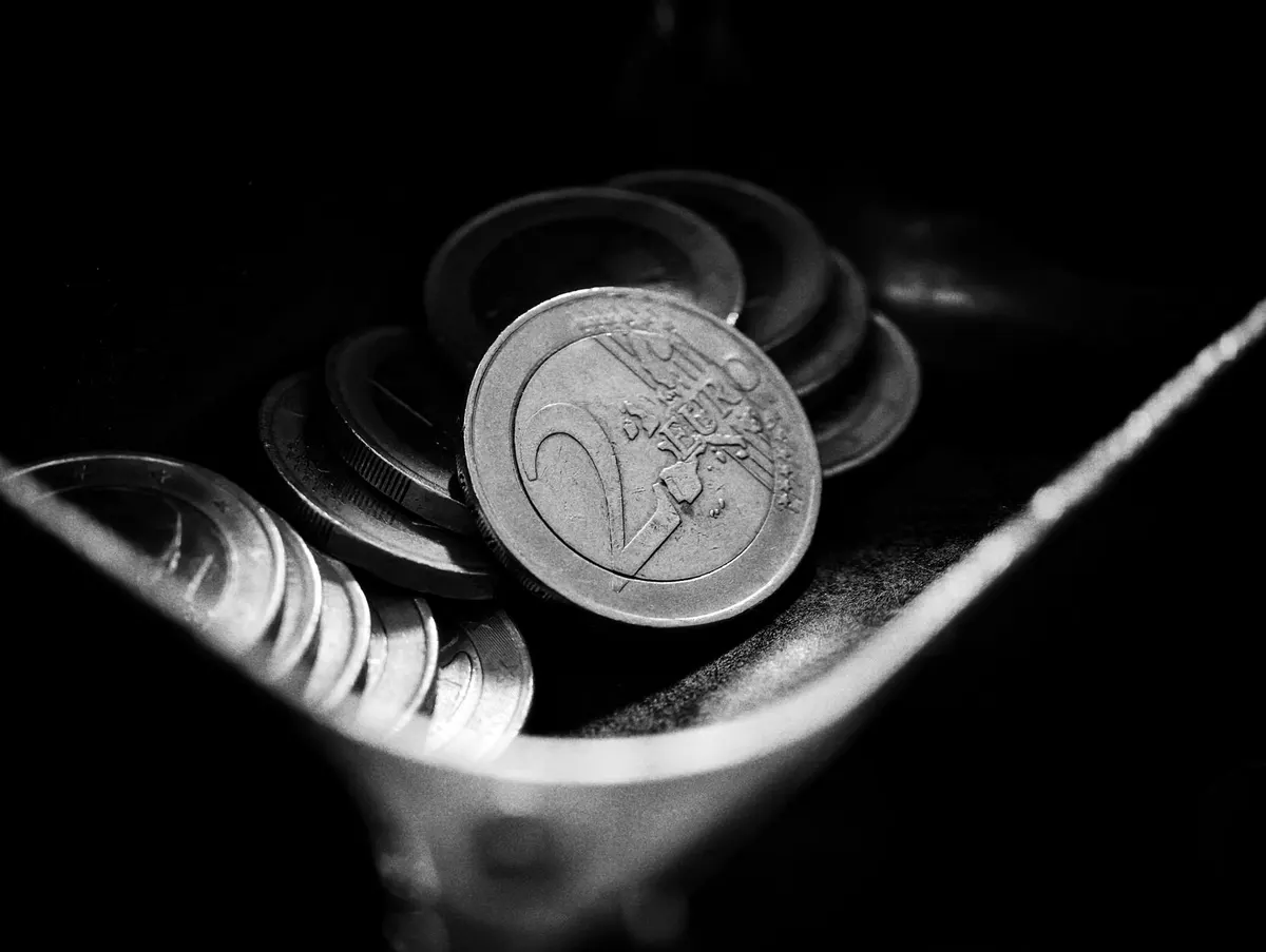 Materské у 2027 році зросте до 2 476,70 € на місяць, лікарняні до 1 816,20 €: Sociálna poisťovňa назвала максимуми