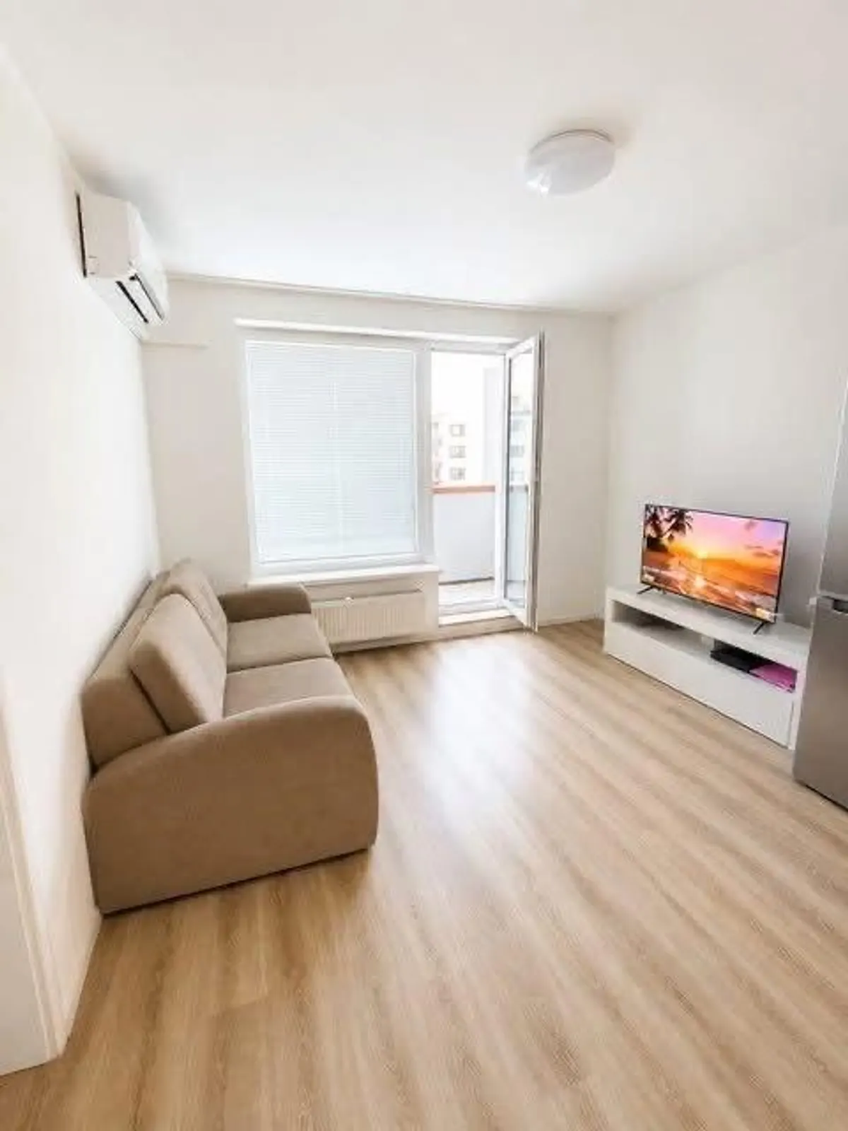 2-комн. квартира, Bratislava, Ružinov, 5 этаж