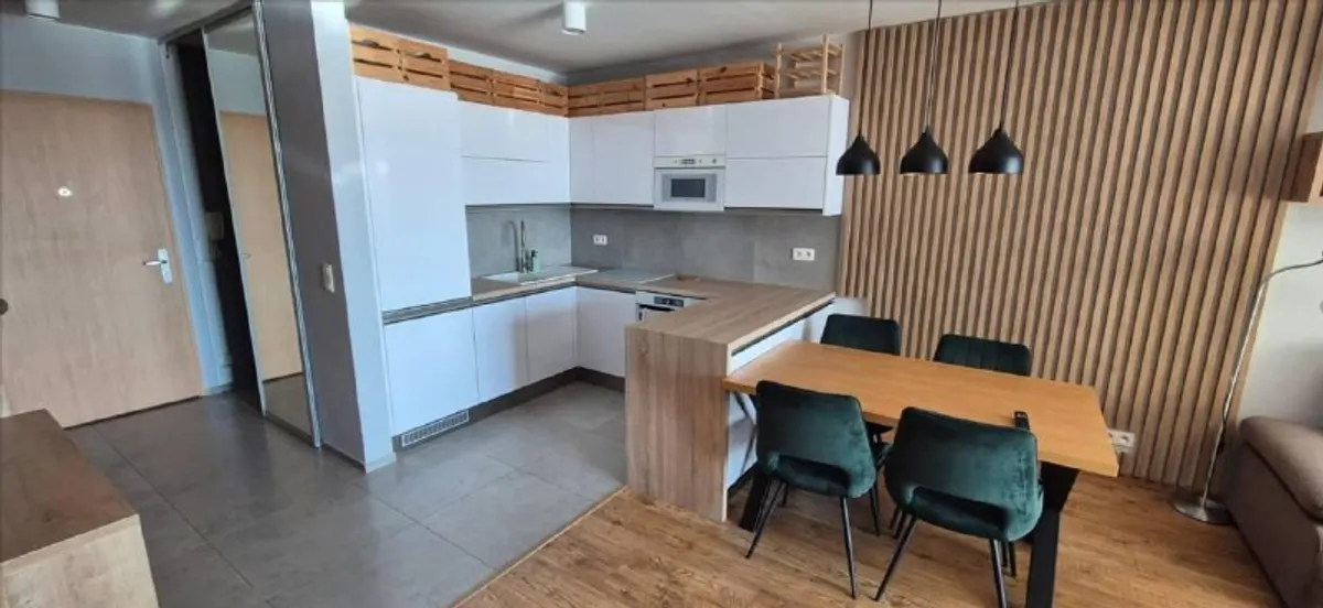 2-комн. квартира, Nové Mesto, Projekt 3 Veže