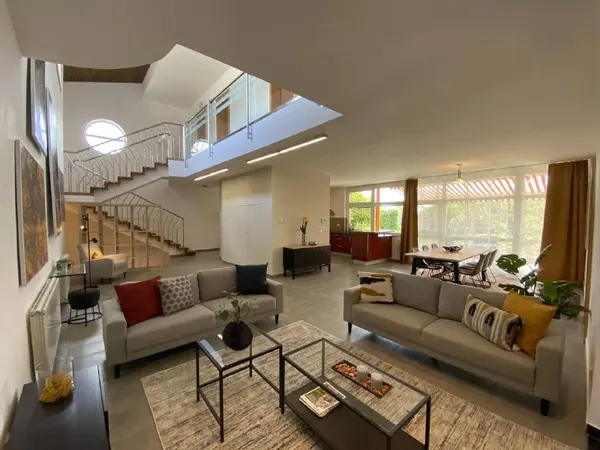 6-комн. дом, Bratislava, Koliba, 270 м²
