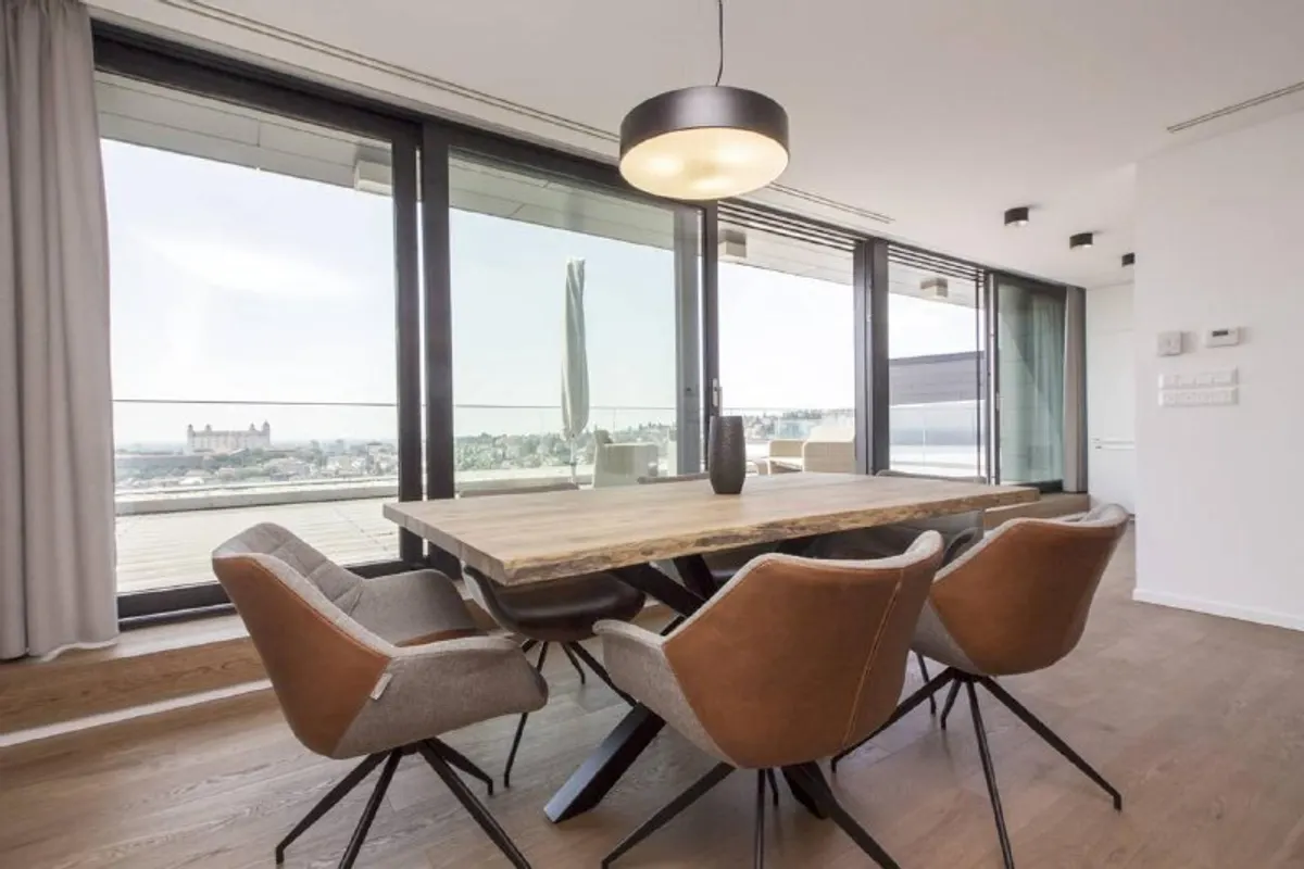 3-комн. квартира, Staré Mesto, Vila Slavín