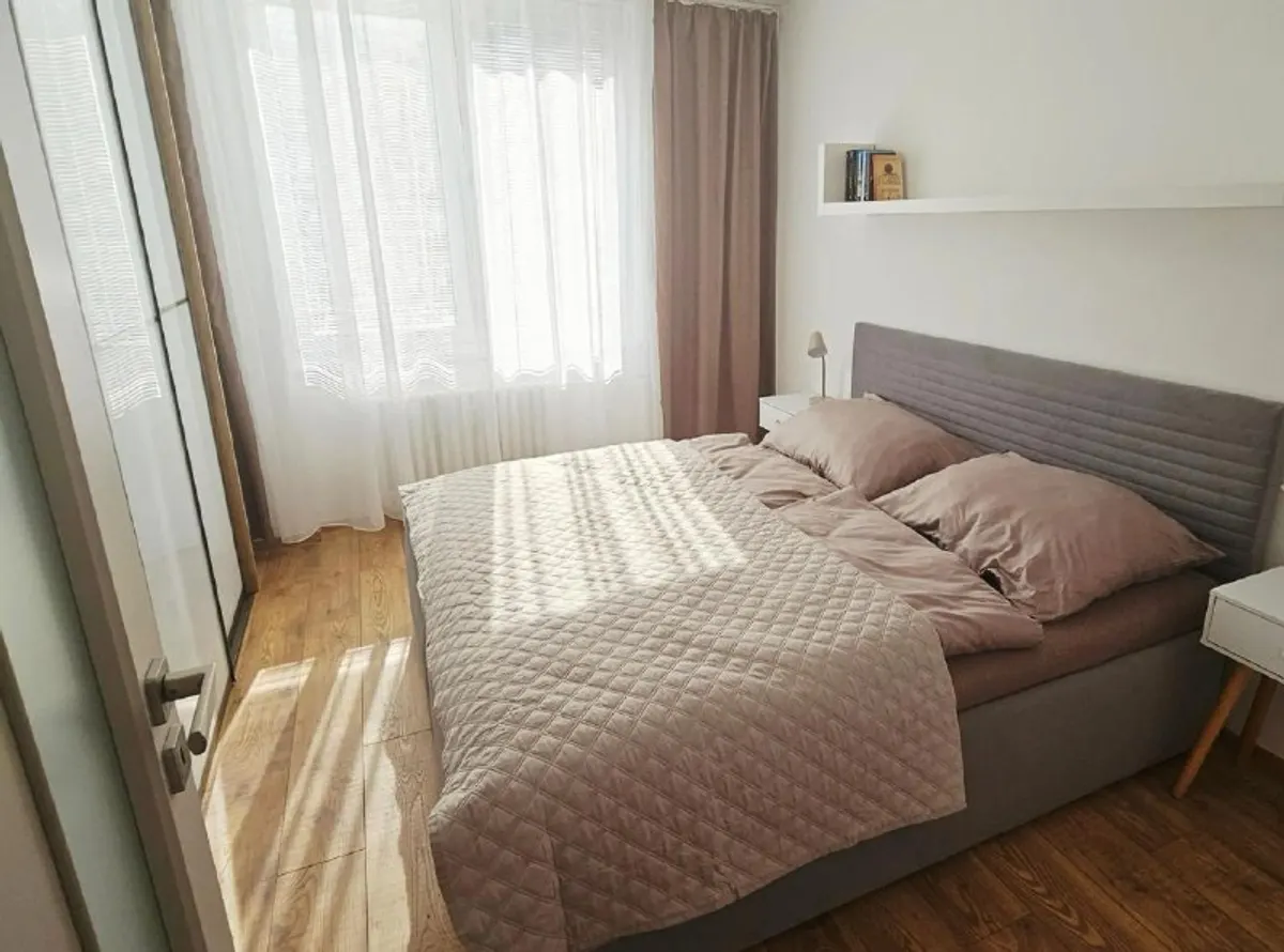 2-комн. квартира, Bratislava, Dulovo námestie