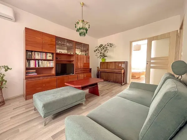 3-комн. квартира, Rača, 67 м²