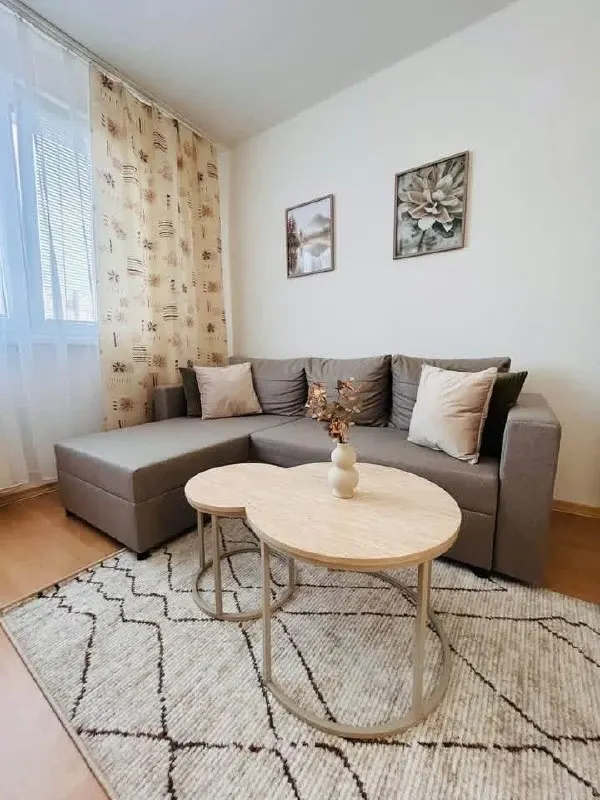 2-комн. квартира с кабинетом, Петржалка, Романова