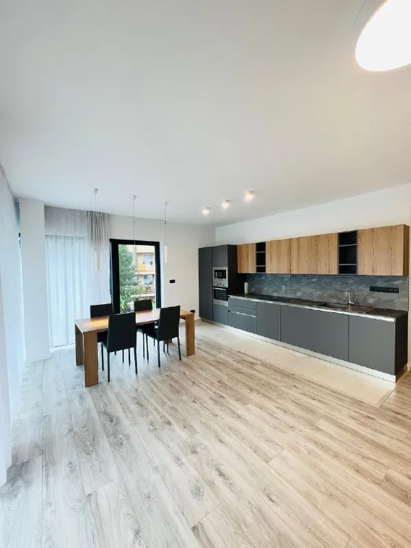 4-комн. квартира, Staré Mesto, Bratislava