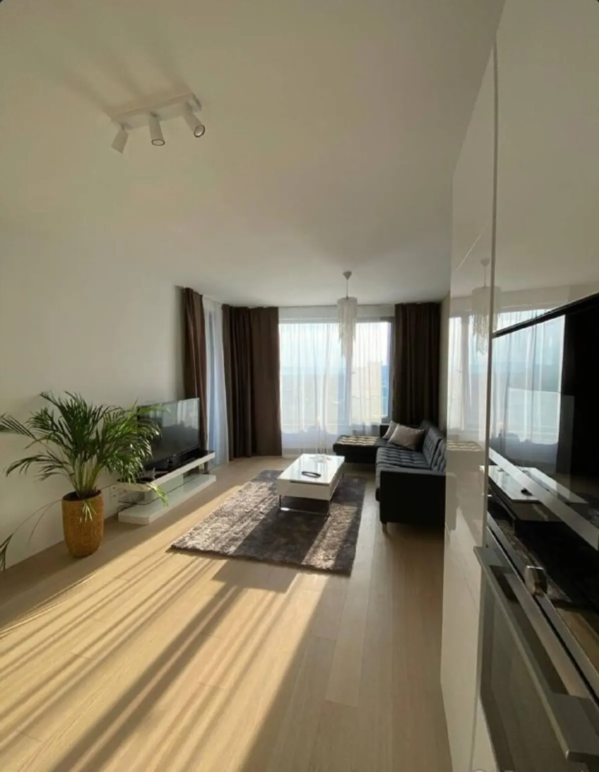 2-комн. квартира, 55 м², Staré Mesto, Sky Park