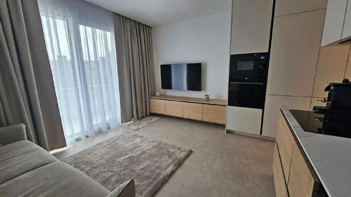 Студия, Petržalka, Bratislava