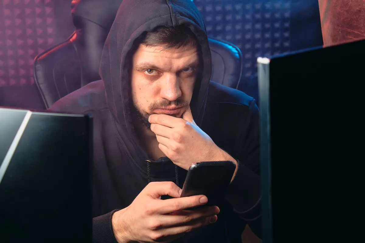 Нацбанк попереджає про deepfake-рекламу із «зірками»