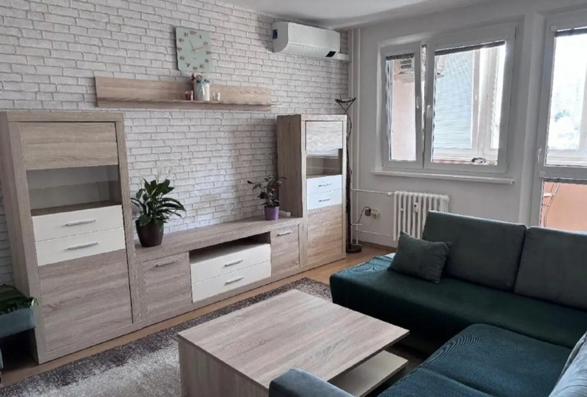 3-комн. квартира, Bratislava Vrakuňa, 67 м²