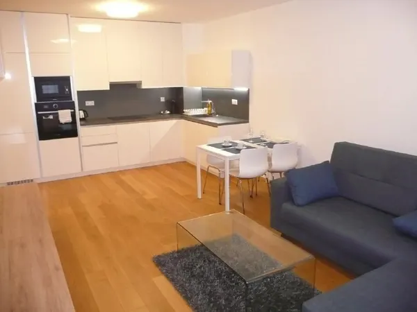 1-комн. квартира, Bratislava, Drotarska cesta