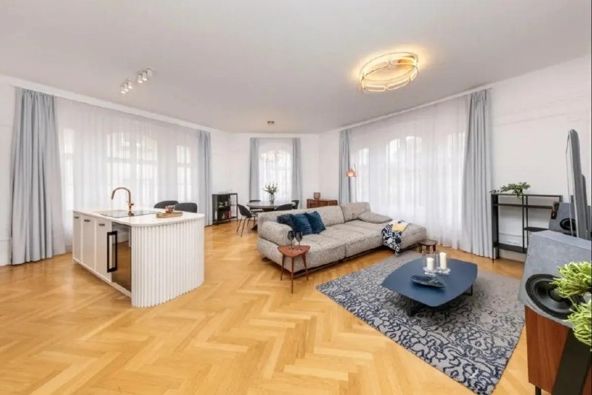 2-комн. квартира, Bratislava-Staré Mesto, Kozej
