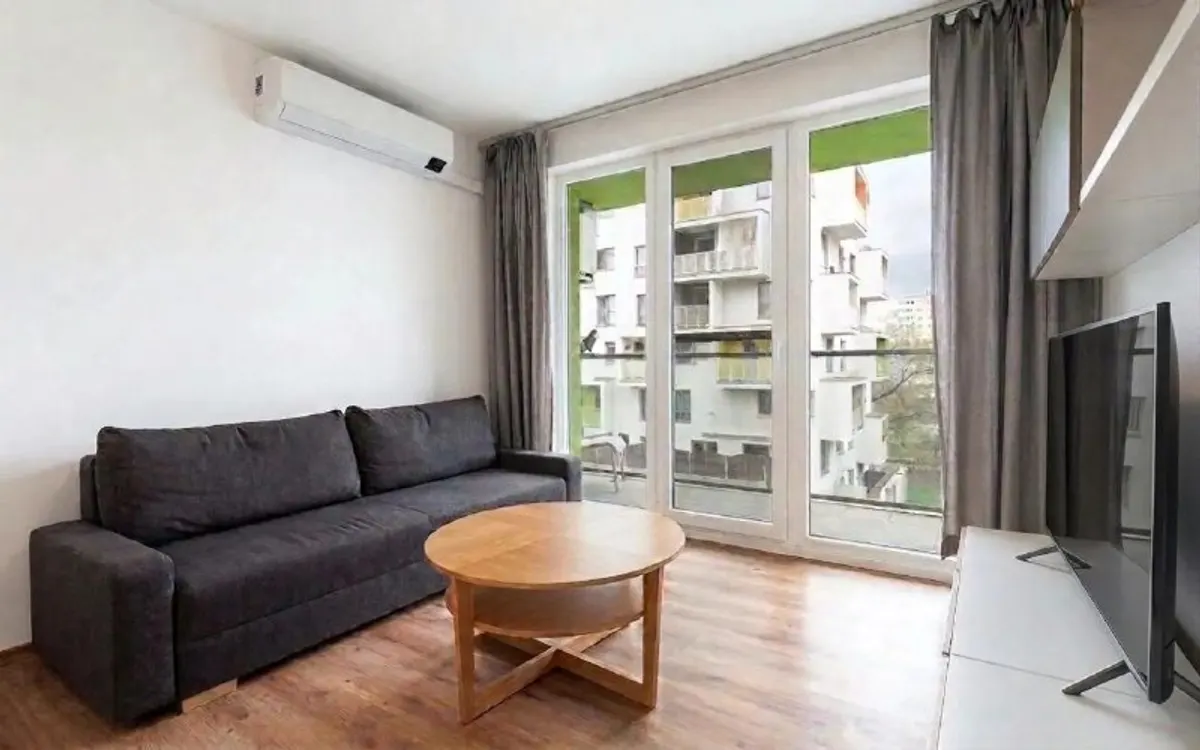 2-комн. квартира, Bratislava Petržalka, Starohájska 10