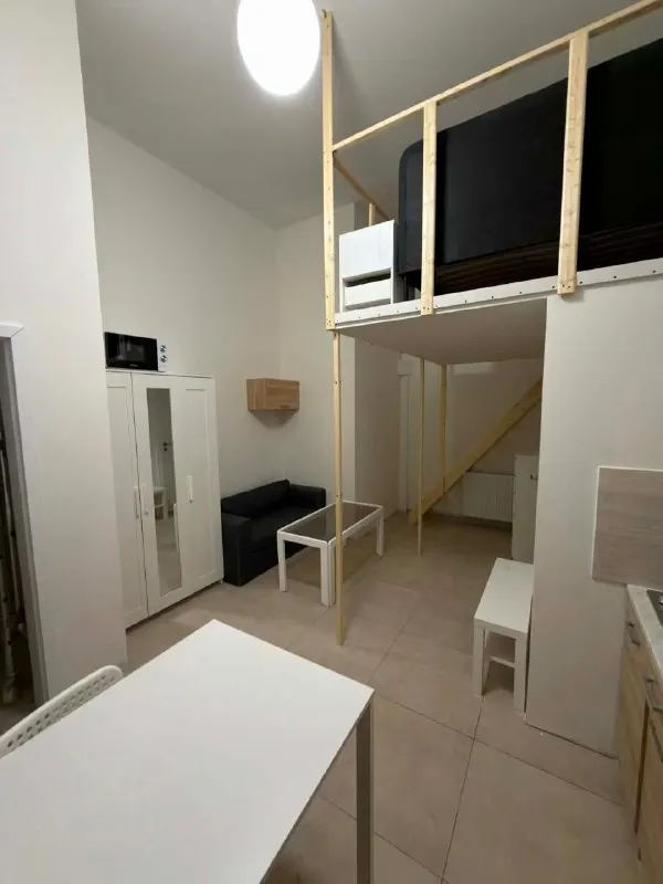 1-комн. квартира, Staré Mesto, Chalupkova