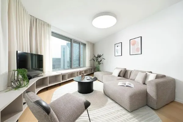 3-комн. квартира в Sky Park, Staré Mesto, Bratislava