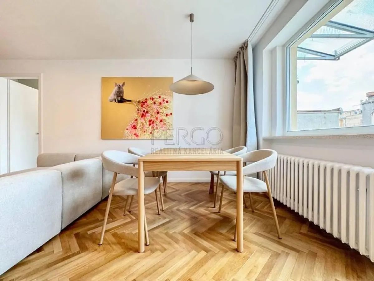 4-комн. квартира, центр Bratislavy (Medená, Staré Mesto)