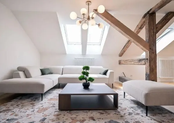 3-комн. мансардная квартира, Bratislava, Staré Mesto