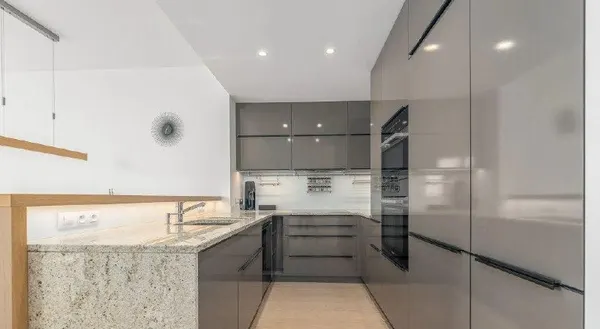 3-комн. квартира, SKY PARK II, Staré Mesto