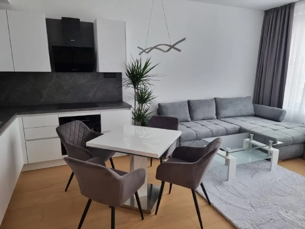 2-комн. квартира, Sky Park, Staré Mesto, 45 м²