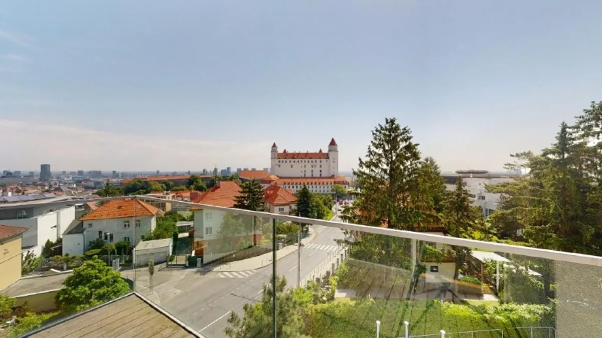 2-комн. квартира в Diplomat Park, Staré Mesto, 95 м²