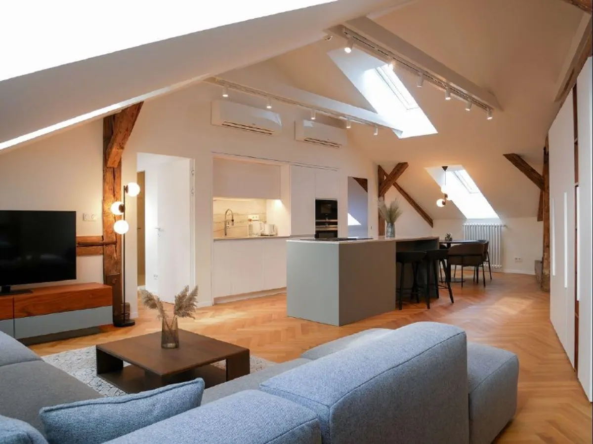3-комн. квартира, центр Братиславы, 98 м²