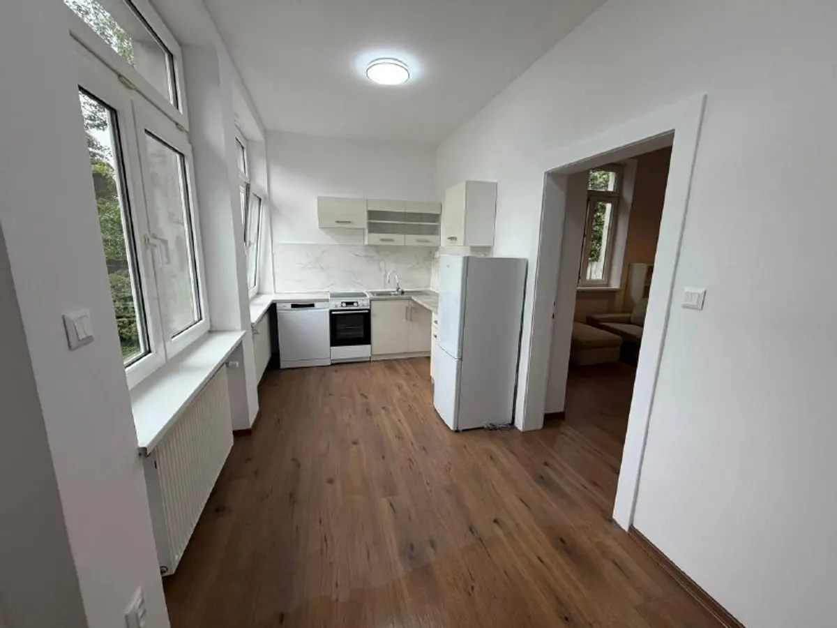 2-комн. квартира в семейном доме, Nové Mesto, Bratislava