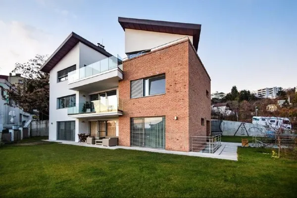 4-комн. квартира, Kráľovské údolie, вид на Дунай