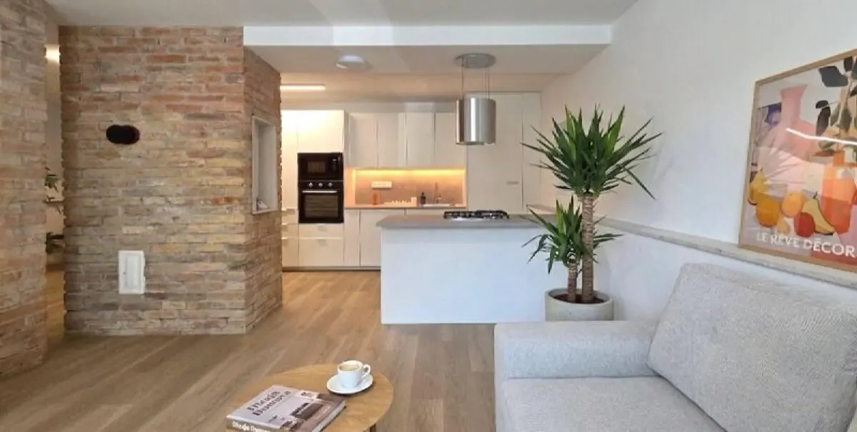 3-комн. квартира с террасой и парковкой, Staré Mesto