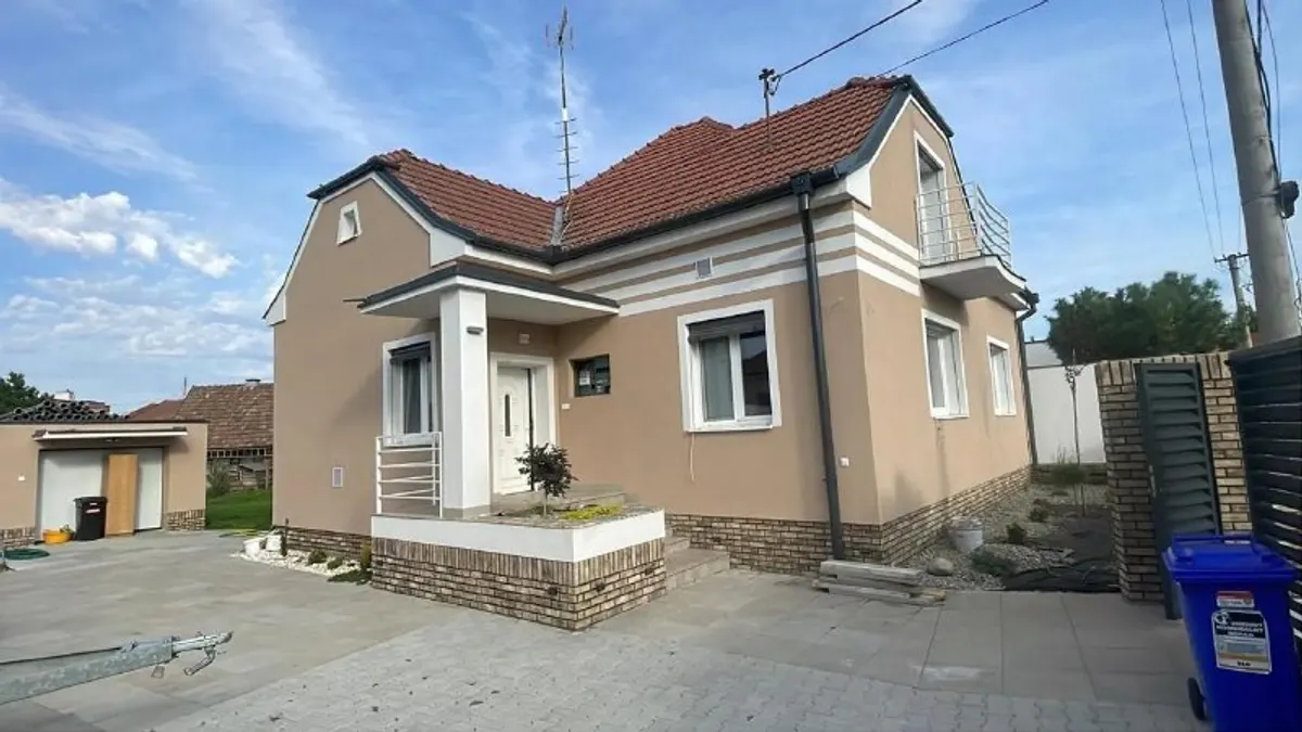 4-комн. дом, Malinovo, 100 м²