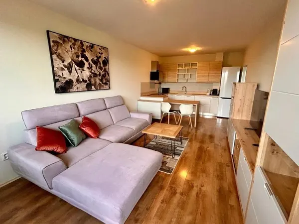 2-комн. квартира, Petržalka, 50 м², с лоджией
