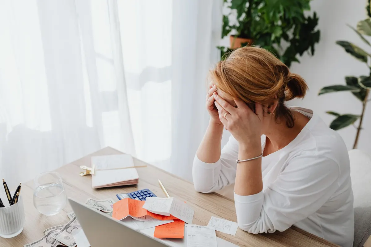 Дохід понад 27 432 € на рік — і ви повертаєте частину дитячого бонусу: як грудневі премії б'ють по сім'ї