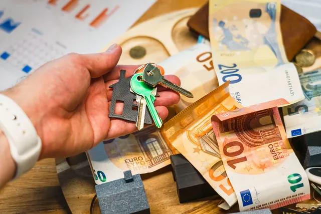 Внесок 20 000 € замість 40 000 €: Нацбанк Словаччини змінює правила іпотек з 2027 року — хто підпадає