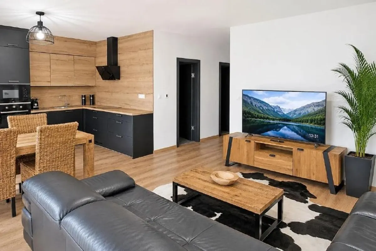 4-комн. квартира, Záhorská Bystrica, Karpatium