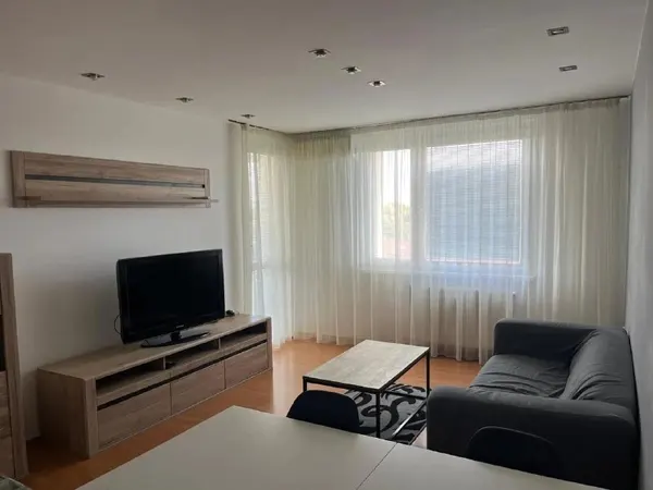 3-комн. квартира, Ружинов, Staré záhrady