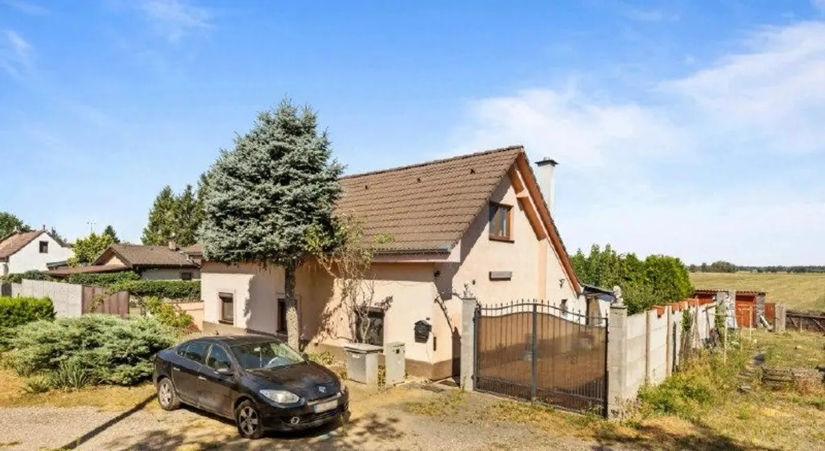 5-комнатный дом, Veľké Leváre, Hrnčiarska
